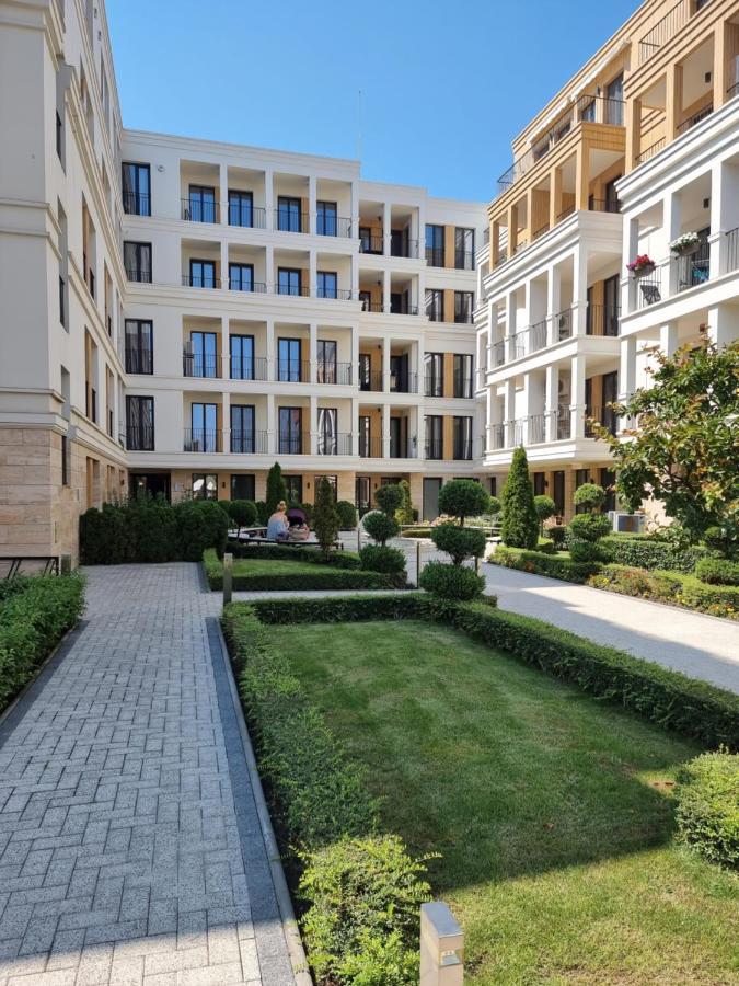 וארנה Apartment In Evargreen Complex With Terrace מראה חיצוני תמונה