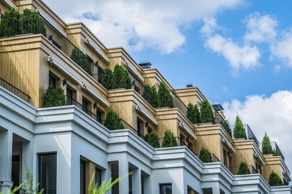 וארנה Apartment In Evargreen Complex With Terrace מראה חיצוני תמונה