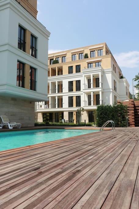 וארנה Apartment In Evargreen Complex With Terrace מראה חיצוני תמונה