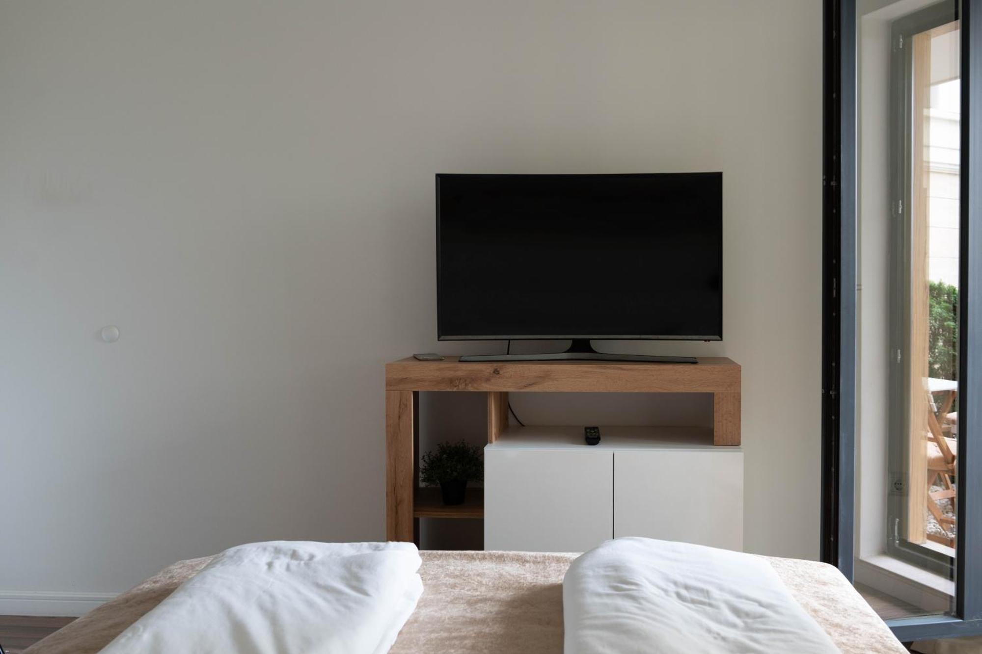 וארנה Apartment In Evargreen Complex With Terrace מראה חיצוני תמונה