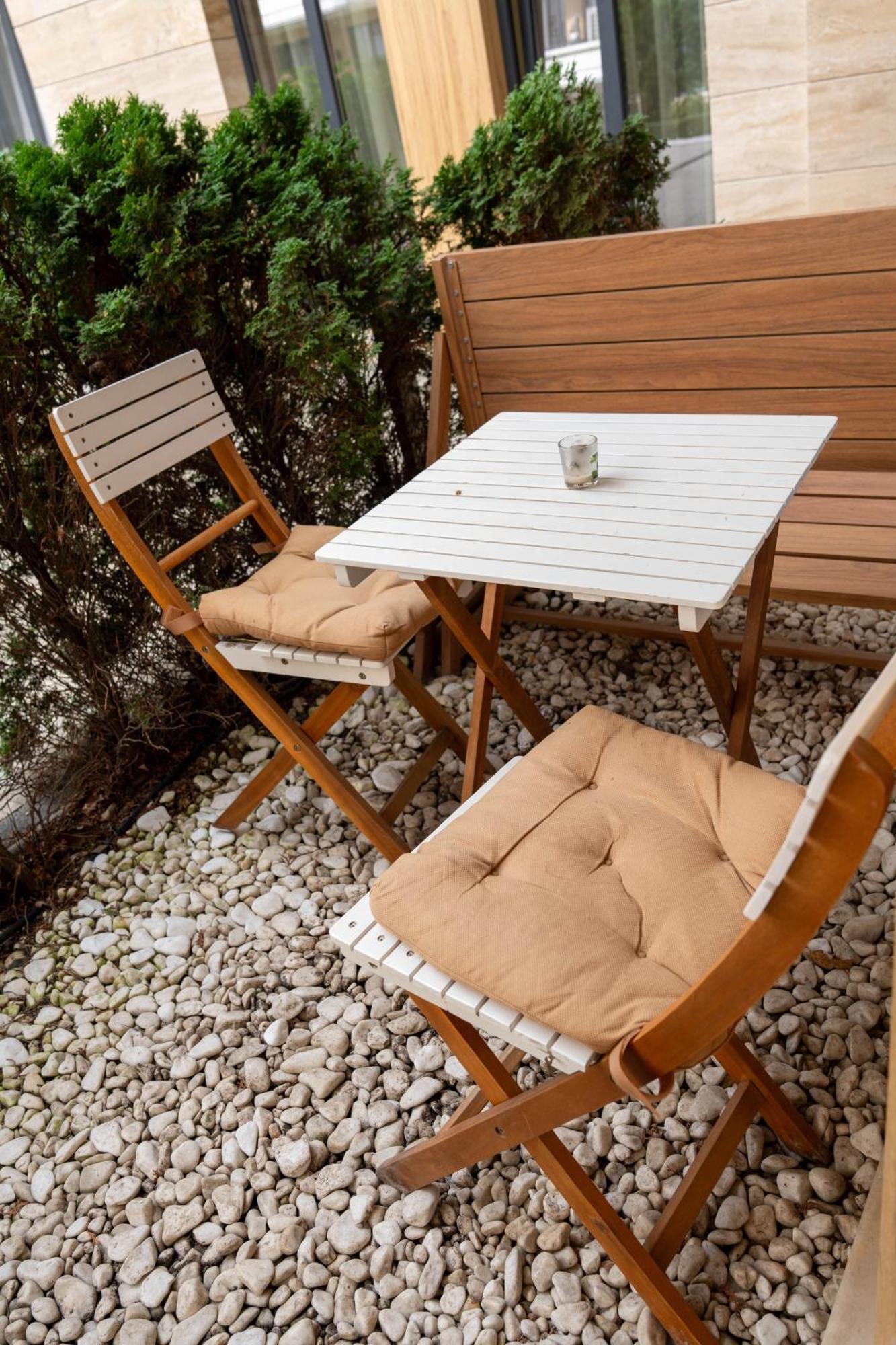 וארנה Apartment In Evargreen Complex With Terrace מראה חיצוני תמונה